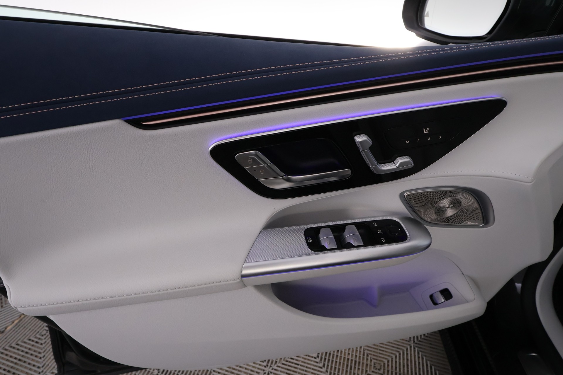 Mercedes-Benz EQE 2025