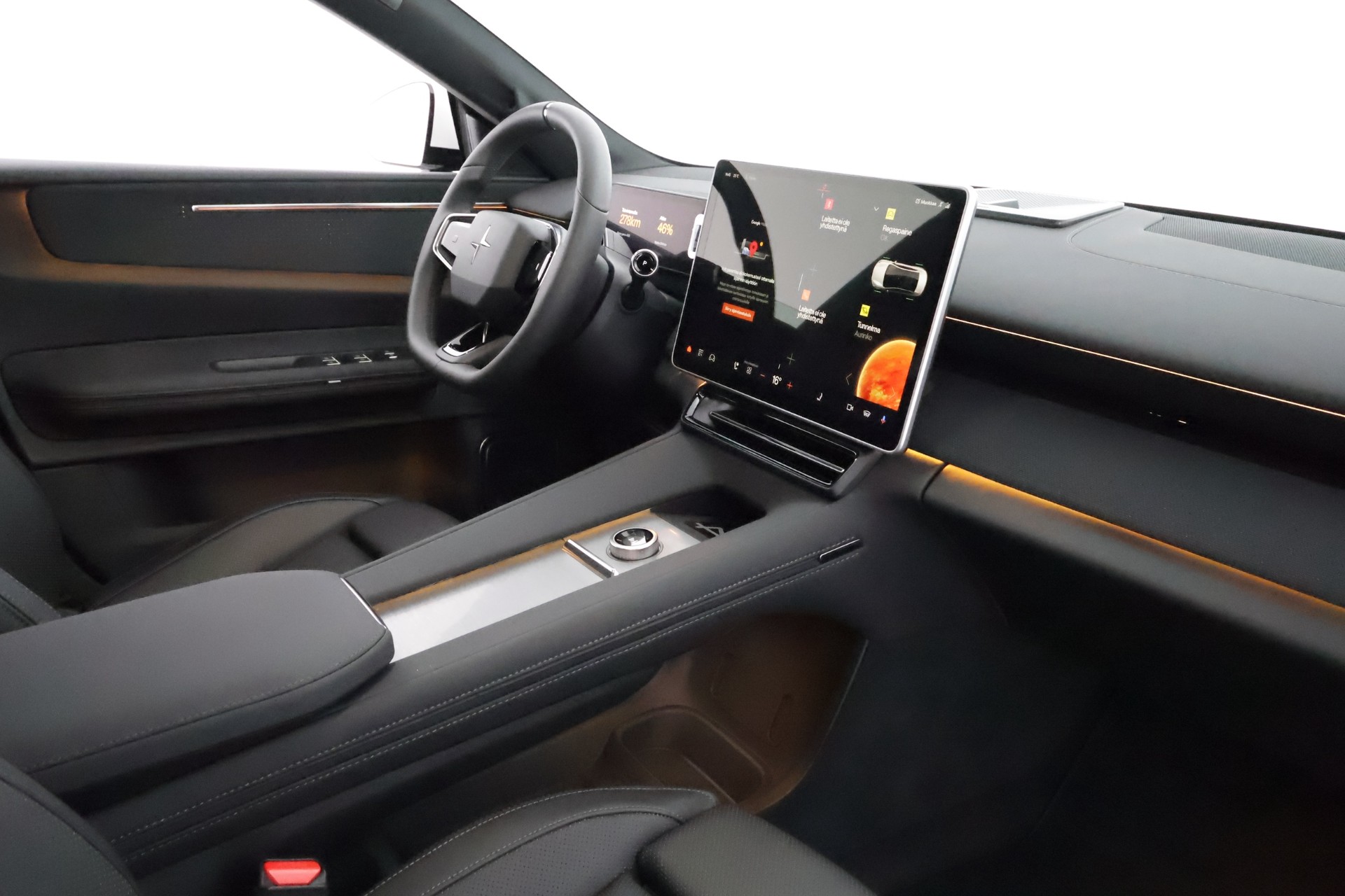 Polestar 4 2025