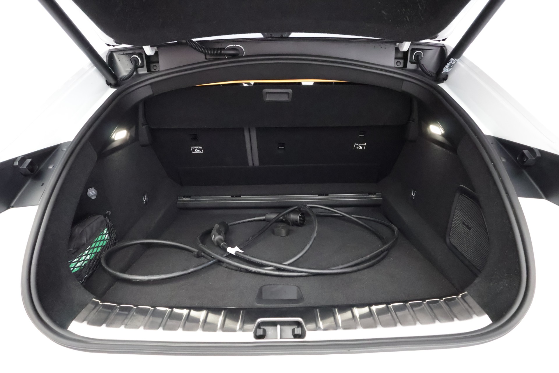 Polestar 4 2025
