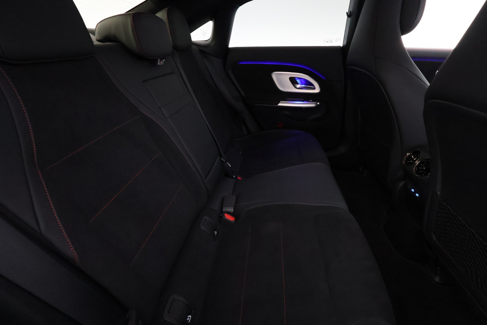 Mercedes-Benz CLA 2025