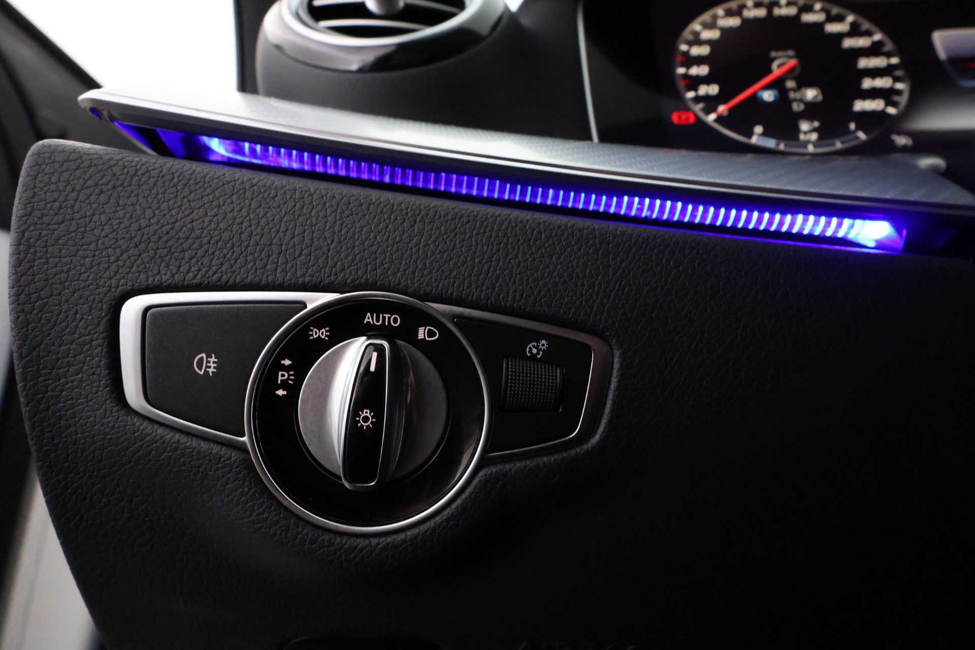 Mercedes-Benz E 2020