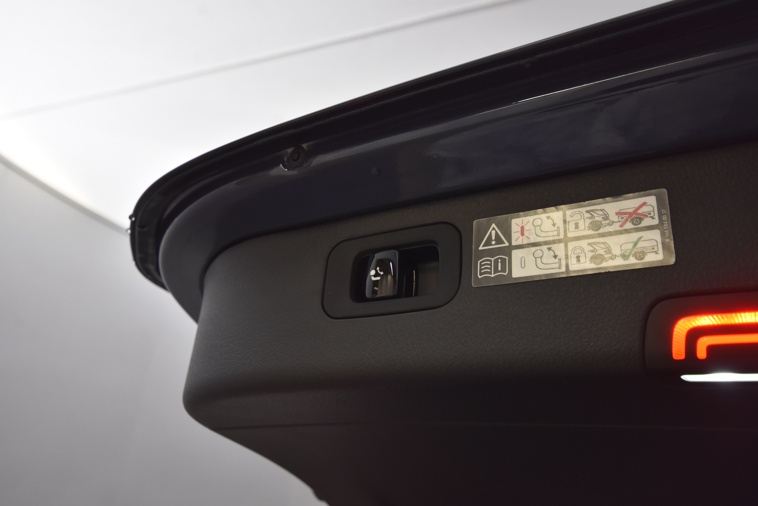 Mercedes-Benz C 2024