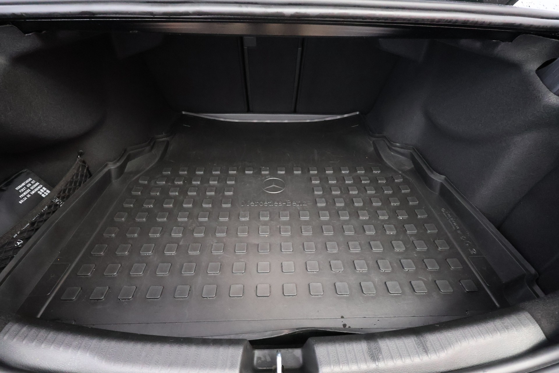 MERCEDES-BENZ C 2022