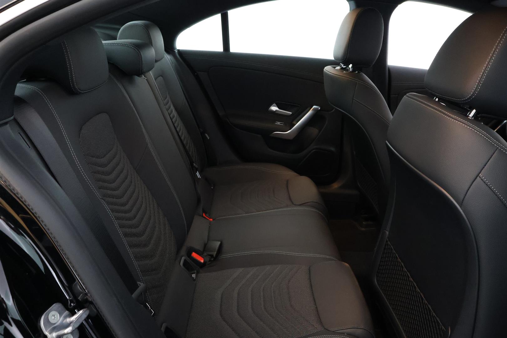 Mercedes-Benz CLA 2025