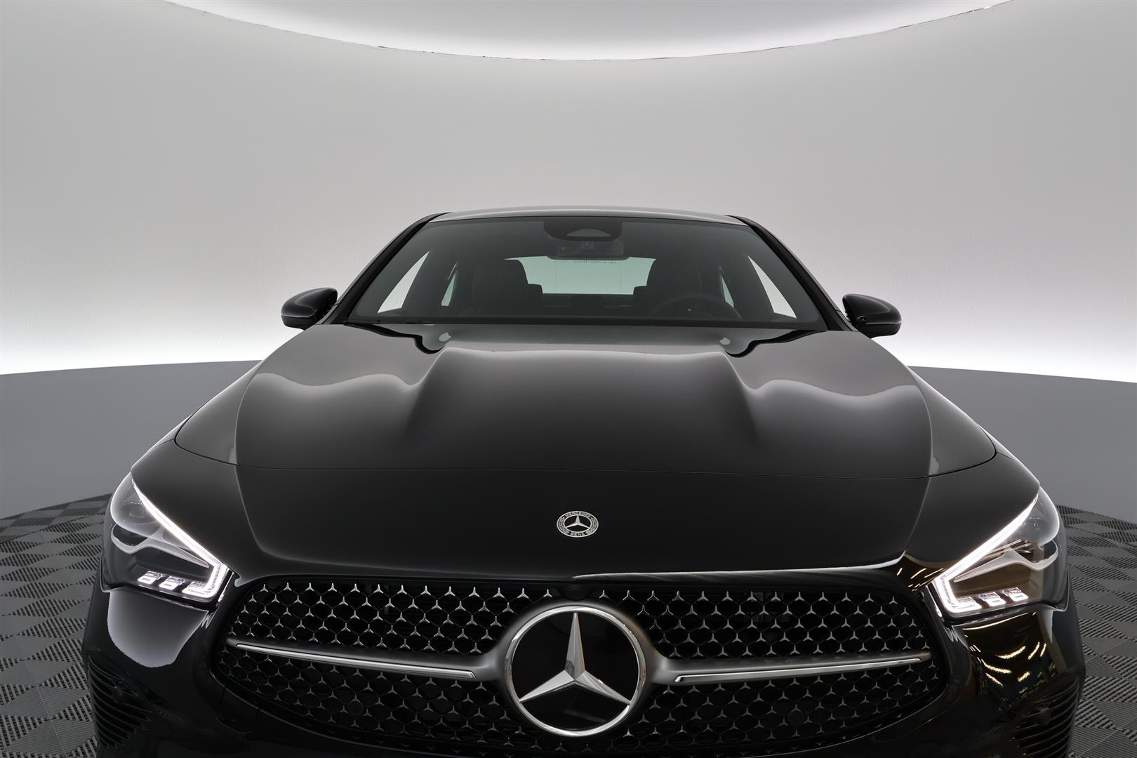 Mercedes-Benz CLA 2025