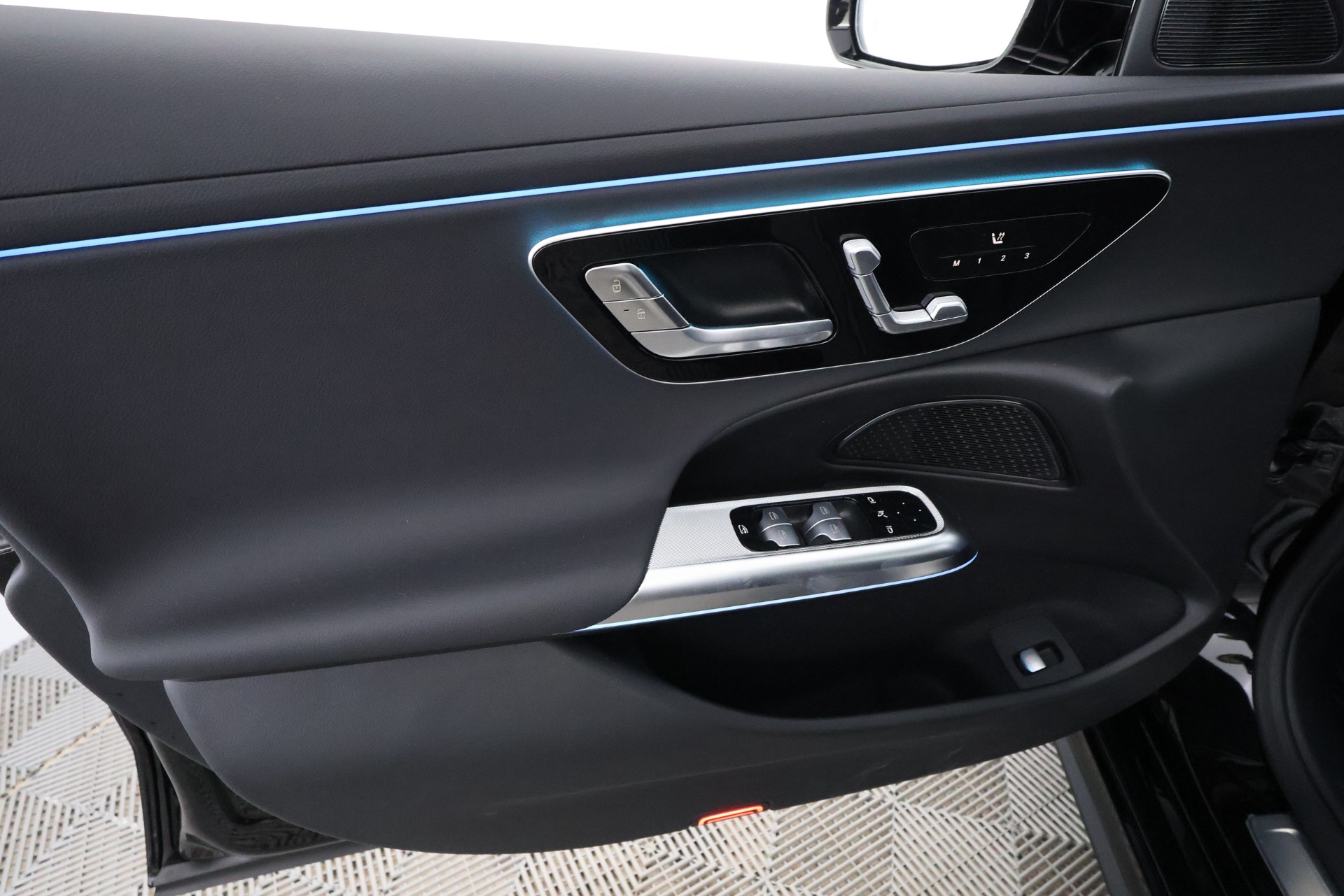 Mercedes-Benz E 2025