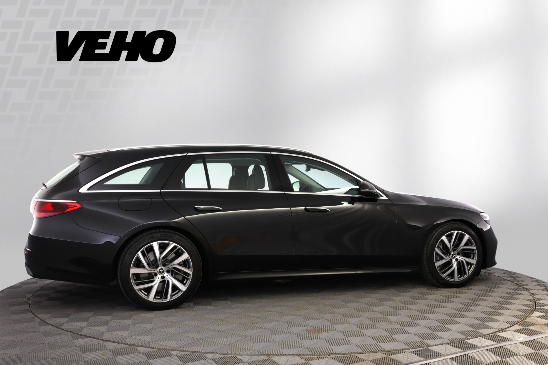 Mercedes-Benz E 2025