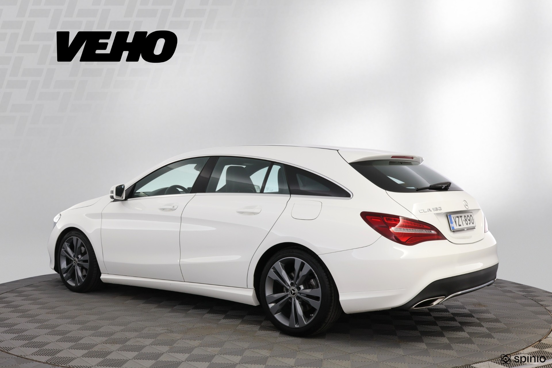 Mercedes-Benz CLA 2018