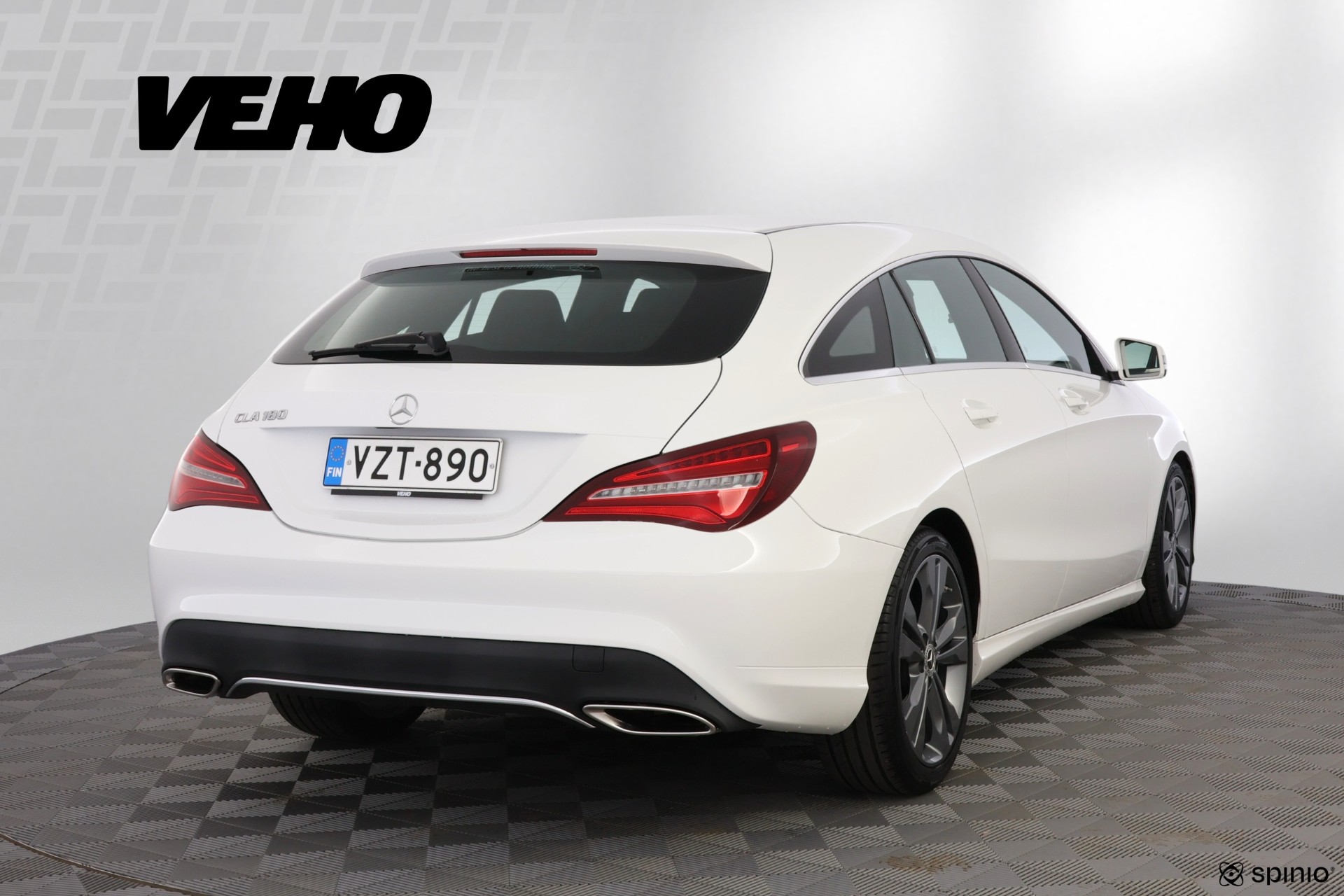 Mercedes-Benz CLA 2018