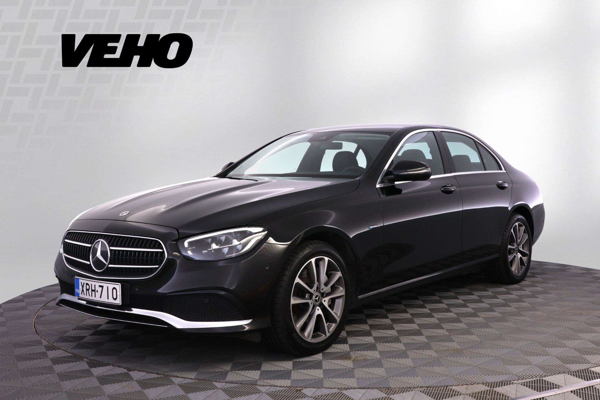 MERCEDES-BENZ E 2021