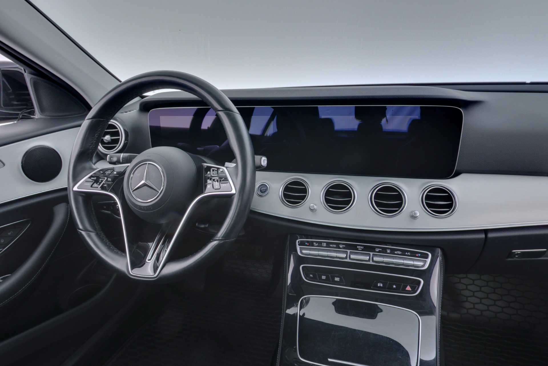 MERCEDES-BENZ E 2021