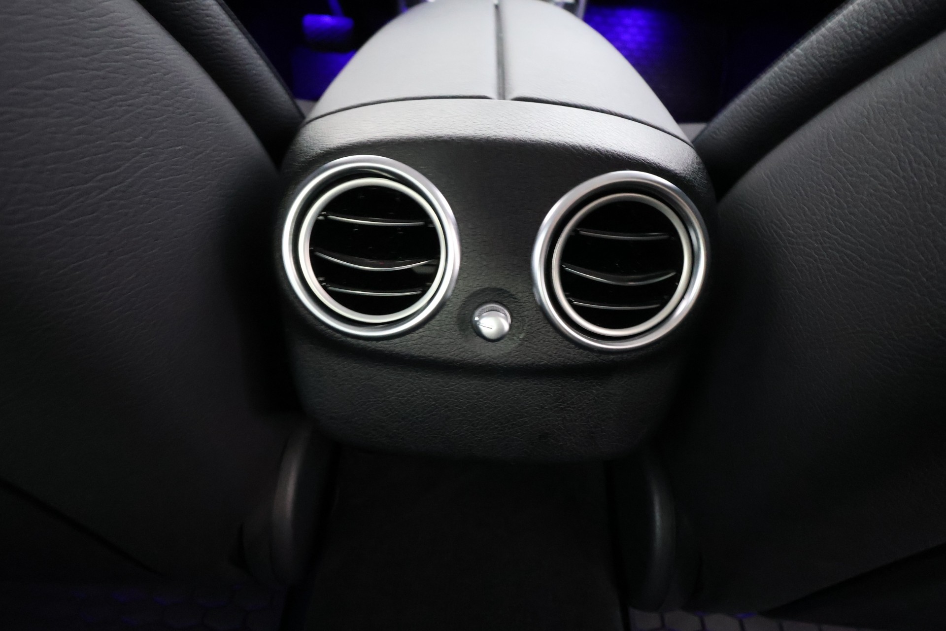 MERCEDES-BENZ E 2021