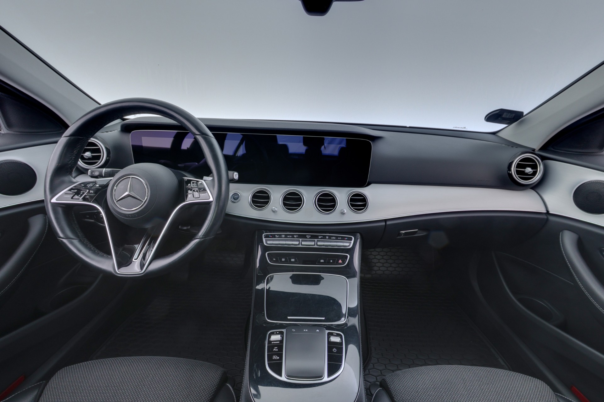 MERCEDES-BENZ E 2021