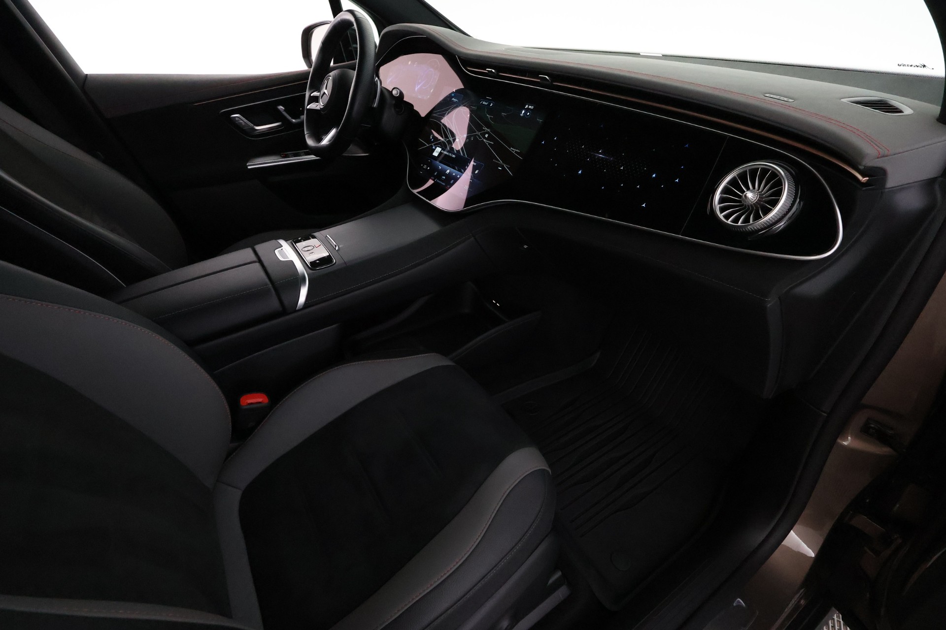 Mercedes-Benz EQE SUV 2024