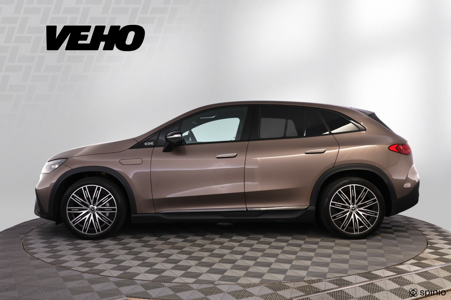Mercedes-Benz EQE SUV 2024