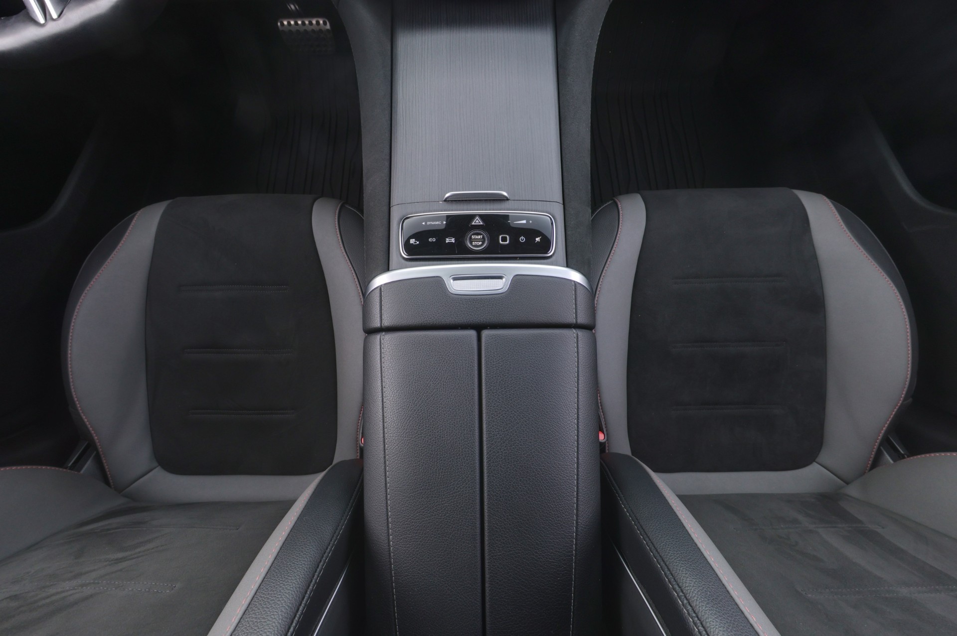 Mercedes-Benz EQE SUV 2024