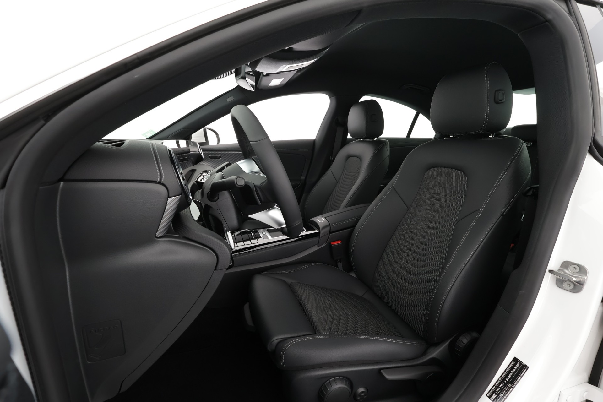 Mercedes-Benz CLA 2025