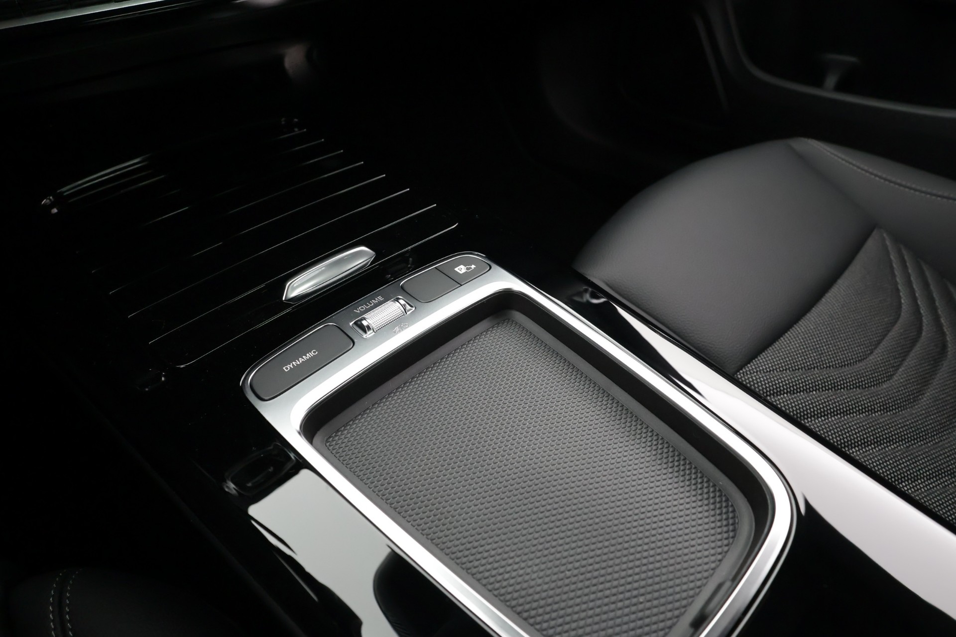 Mercedes-Benz CLA 2025