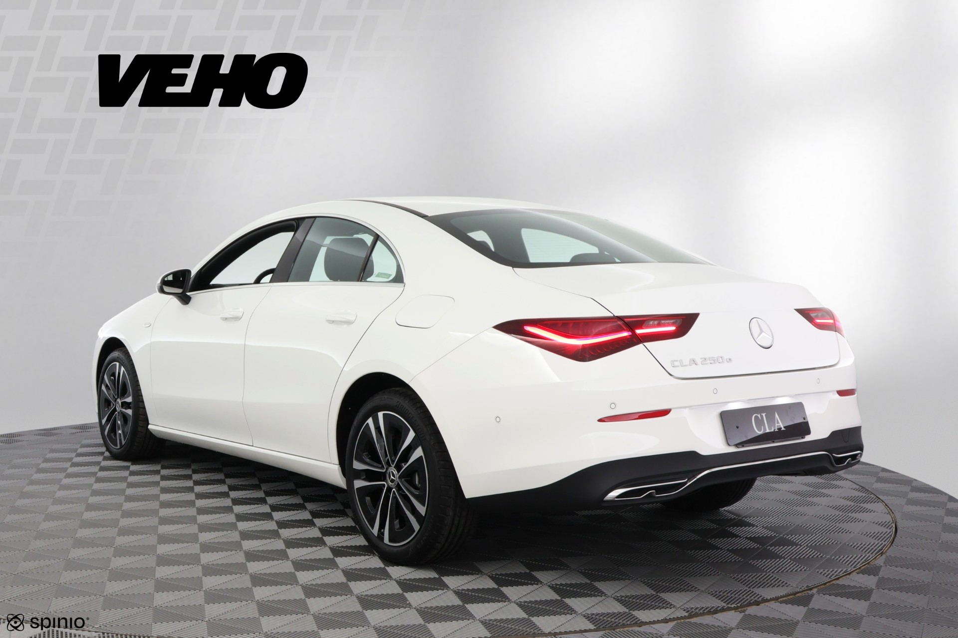 Mercedes-Benz CLA 2025