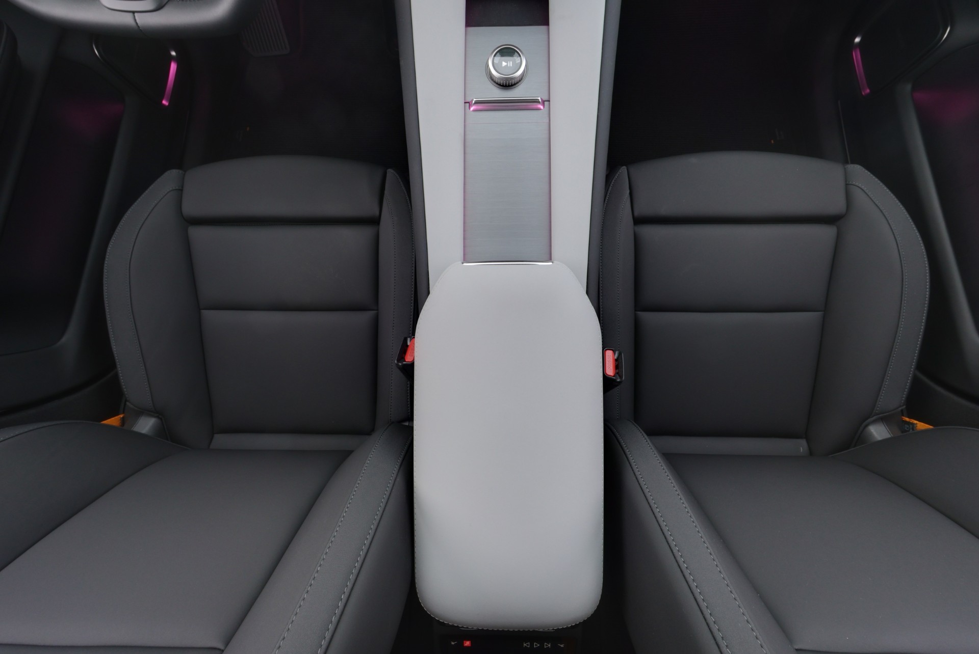 Polestar 4 2024