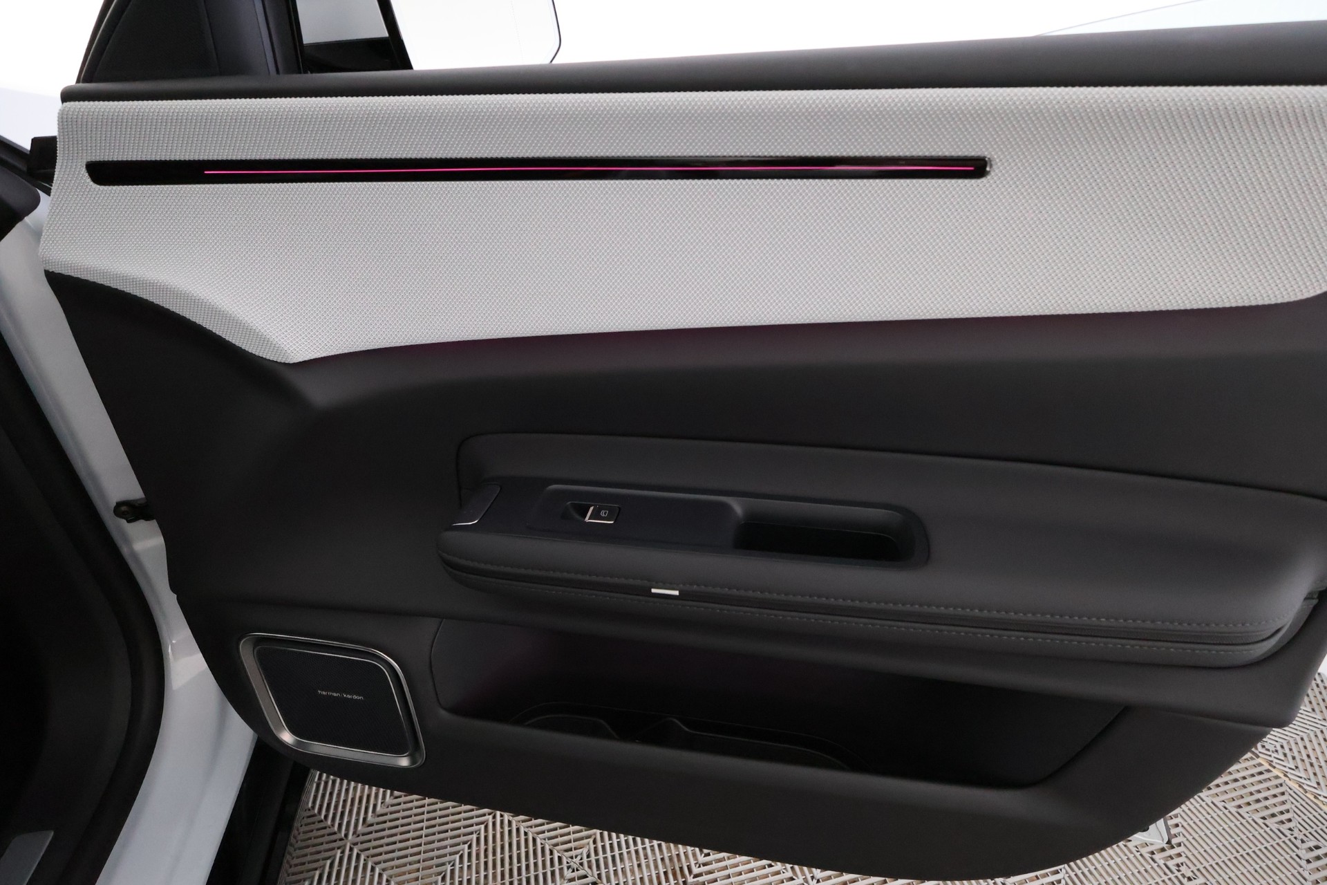 Polestar 4 2024