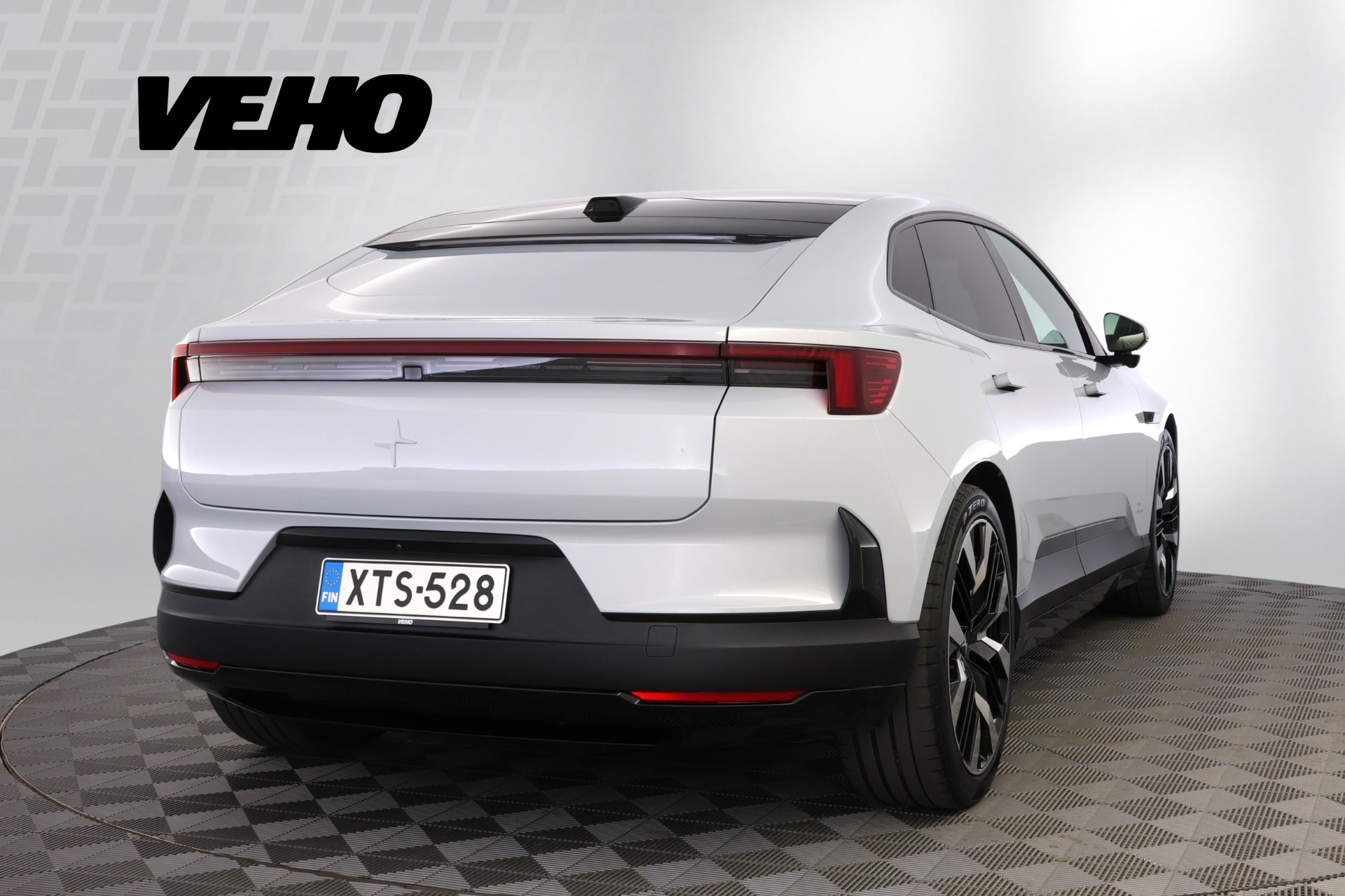 Polestar 4 2024