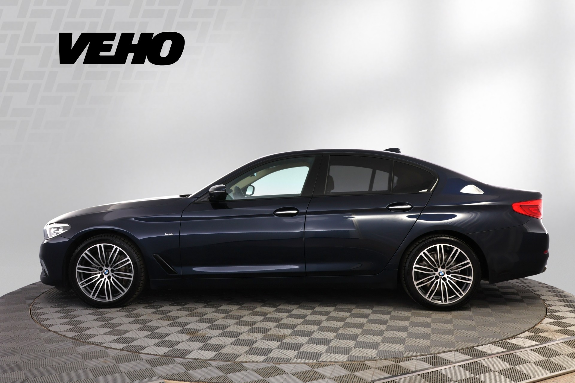 BMW 540 2018