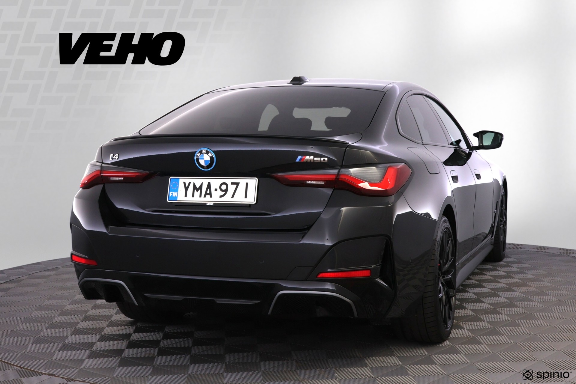 BMW i4 2023