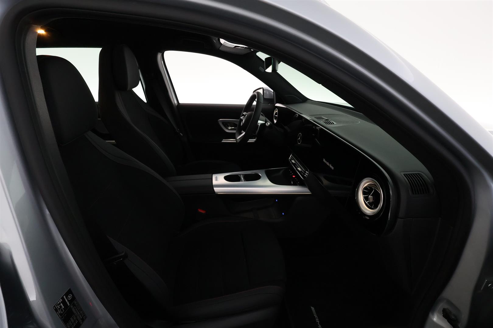Mercedes-Benz GLB 2026