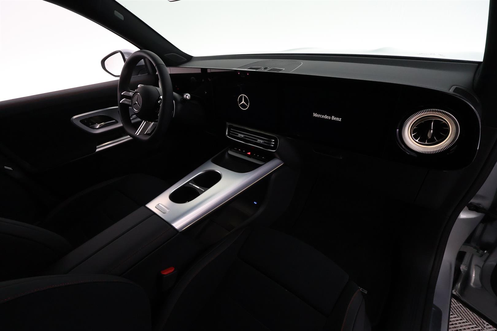 Mercedes-Benz GLB 2026