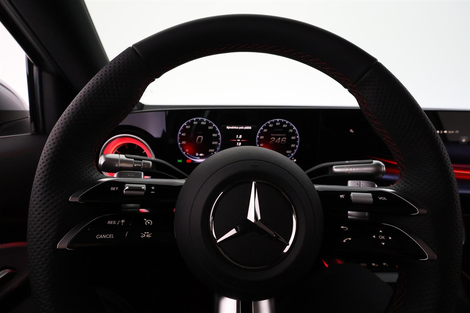 Mercedes-Benz GLB 2026