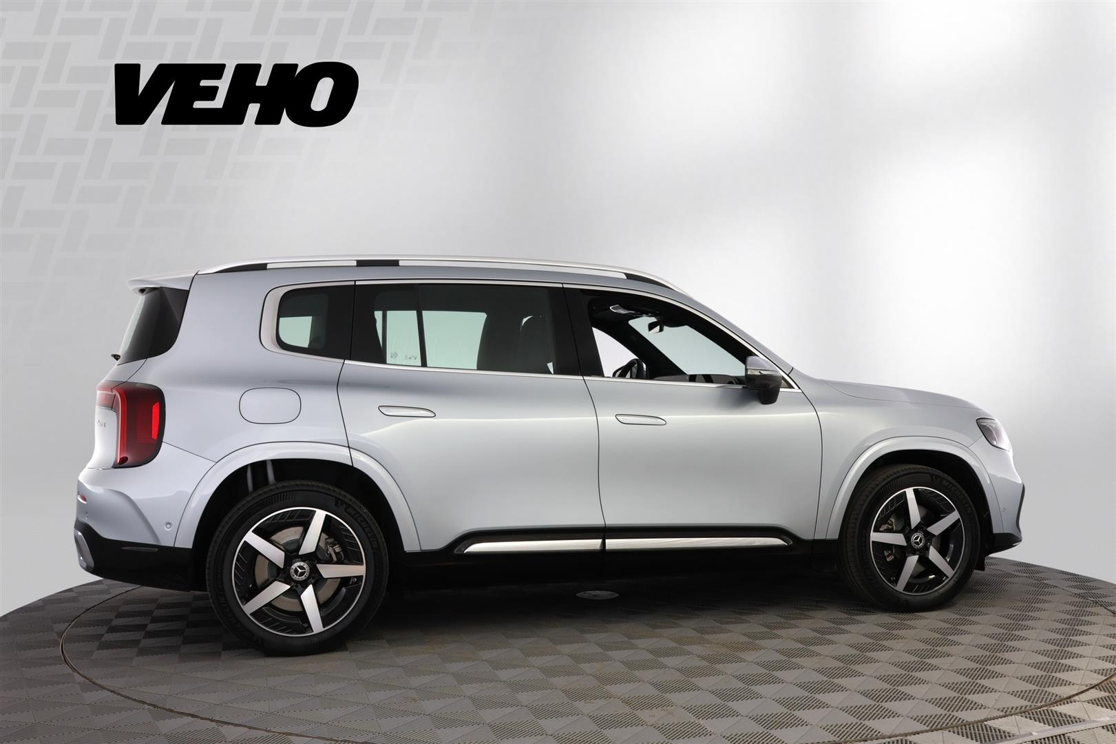 Mercedes-Benz GLB 2026