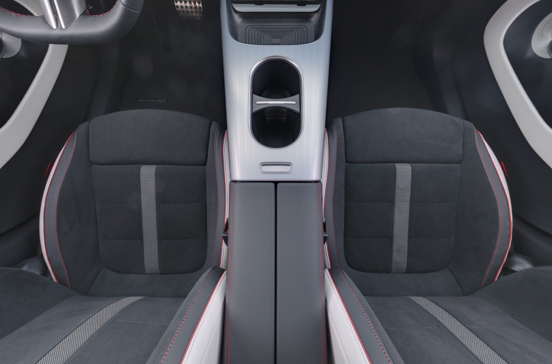 Mercedes-Benz CLA 2025