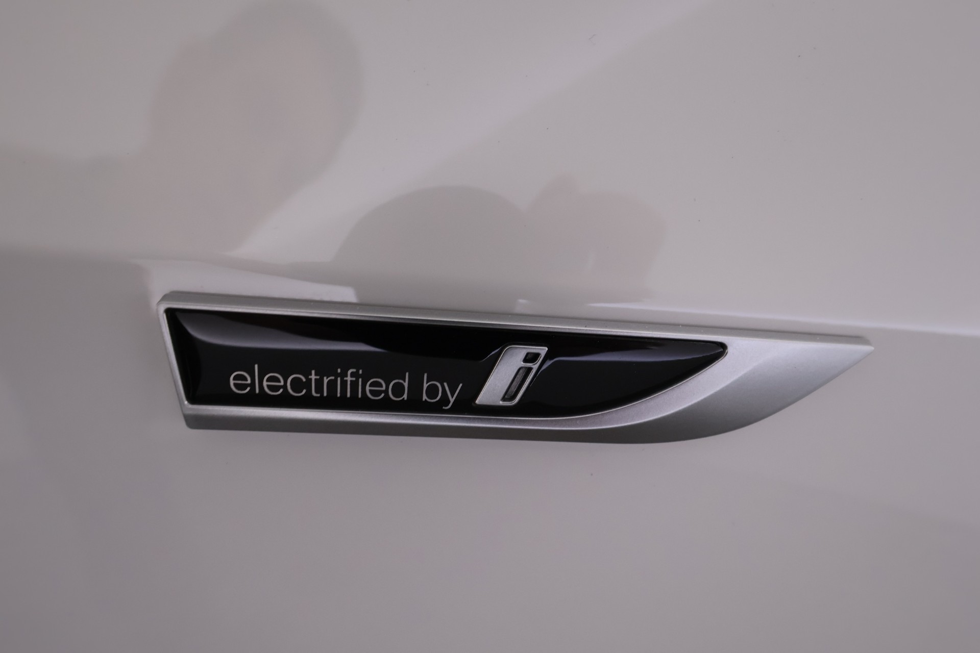 BMW 225 2023