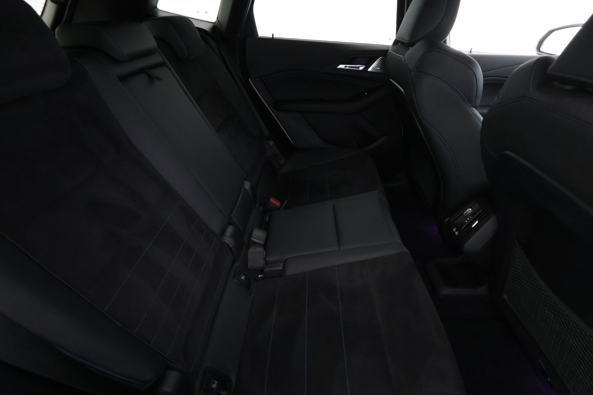 BMW 225 2023