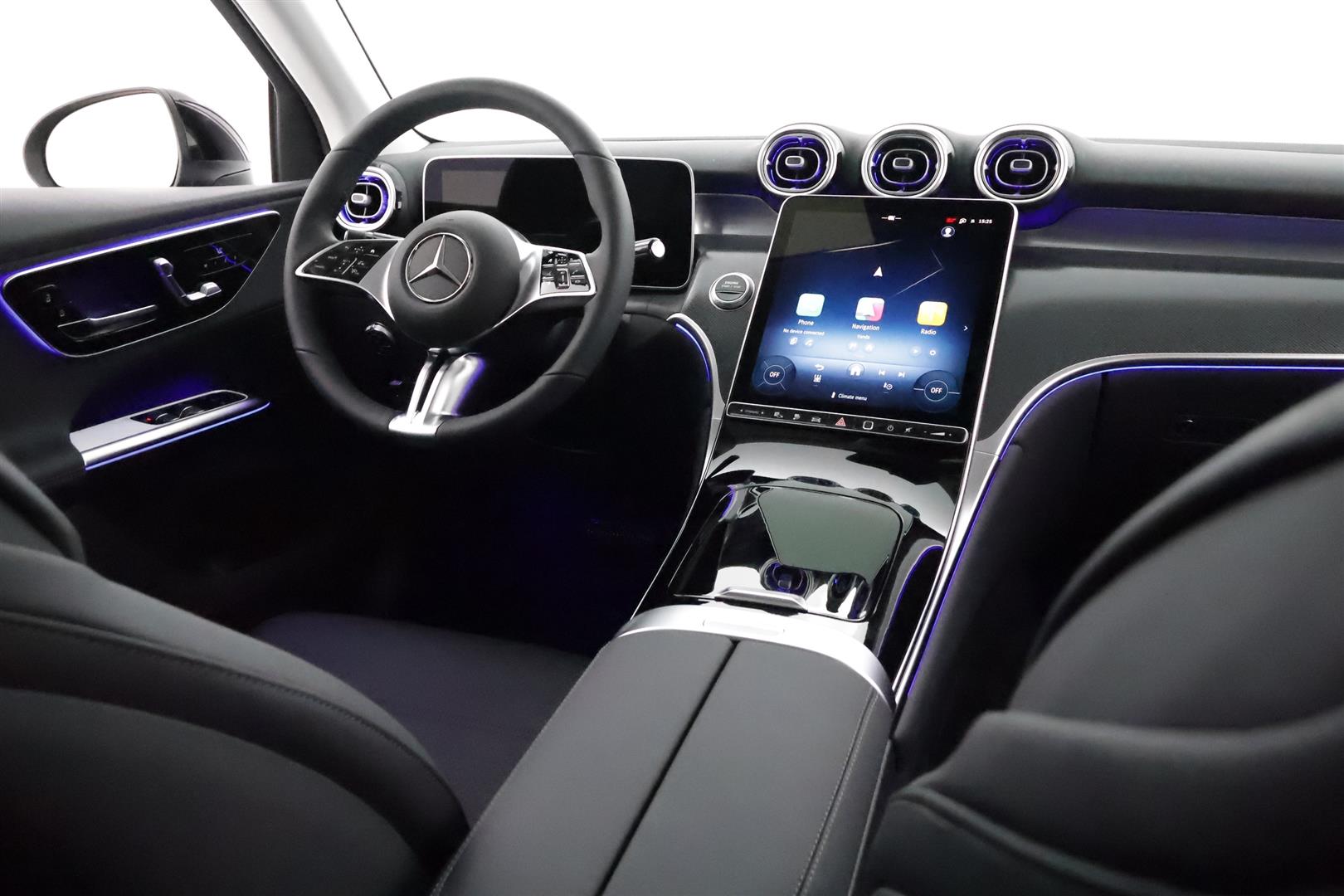 Mercedes-Benz GLC 2025