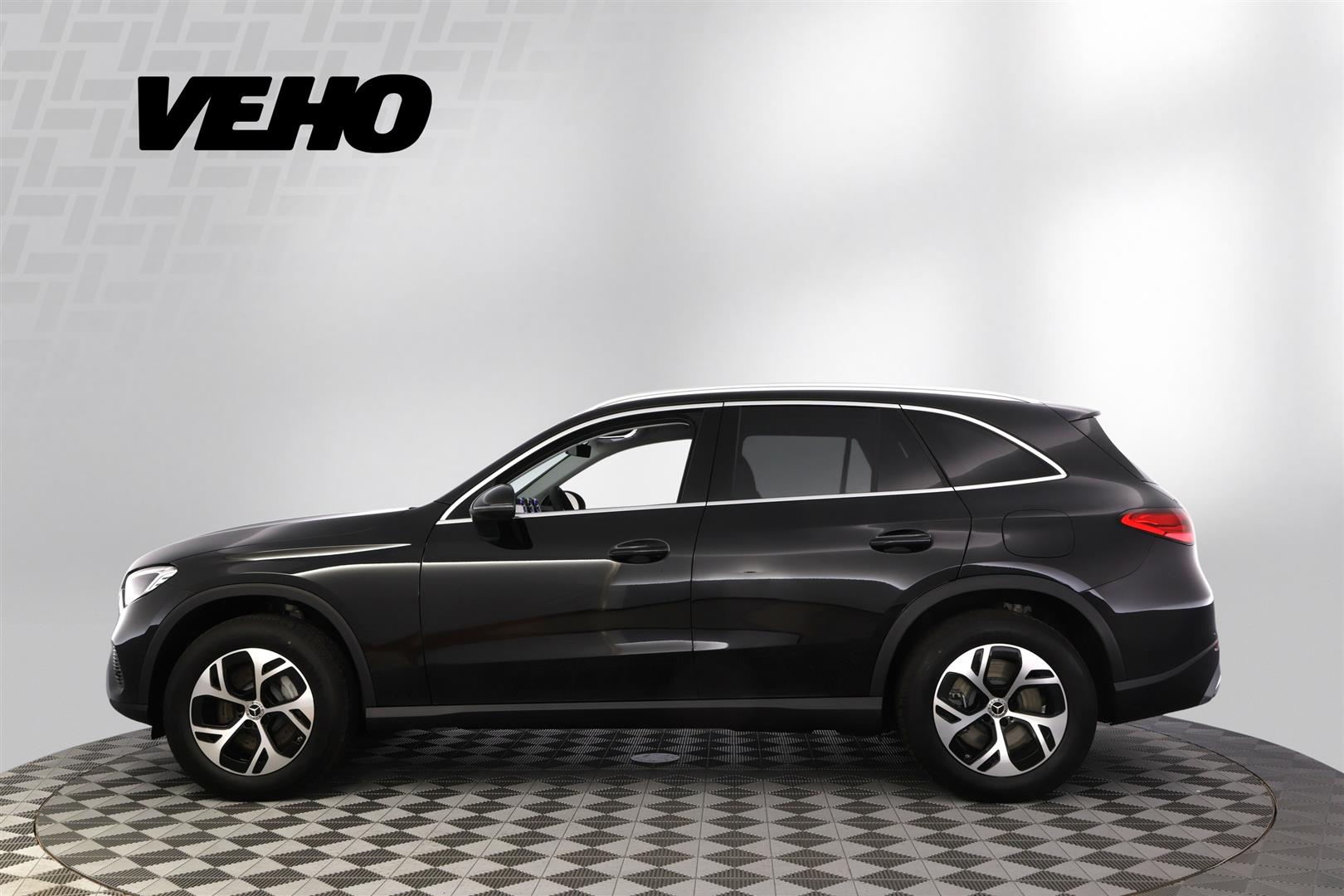 Mercedes-Benz GLC 2025