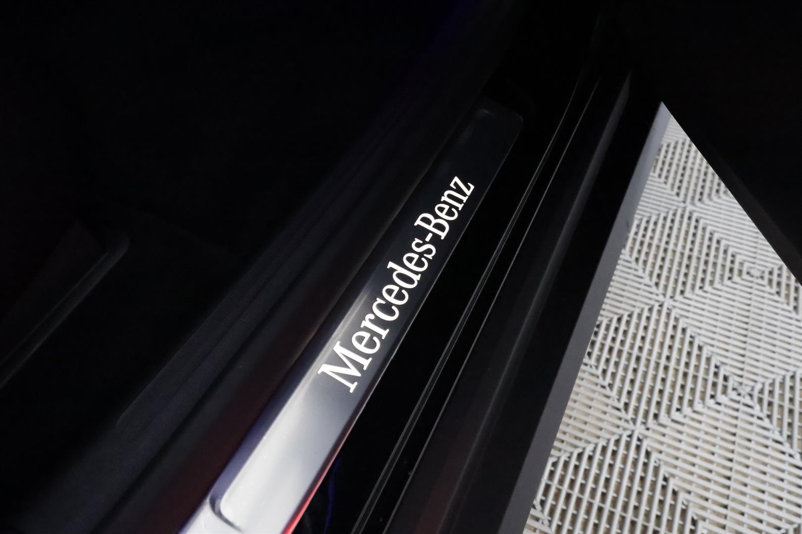 Mercedes-Benz GLC 2025