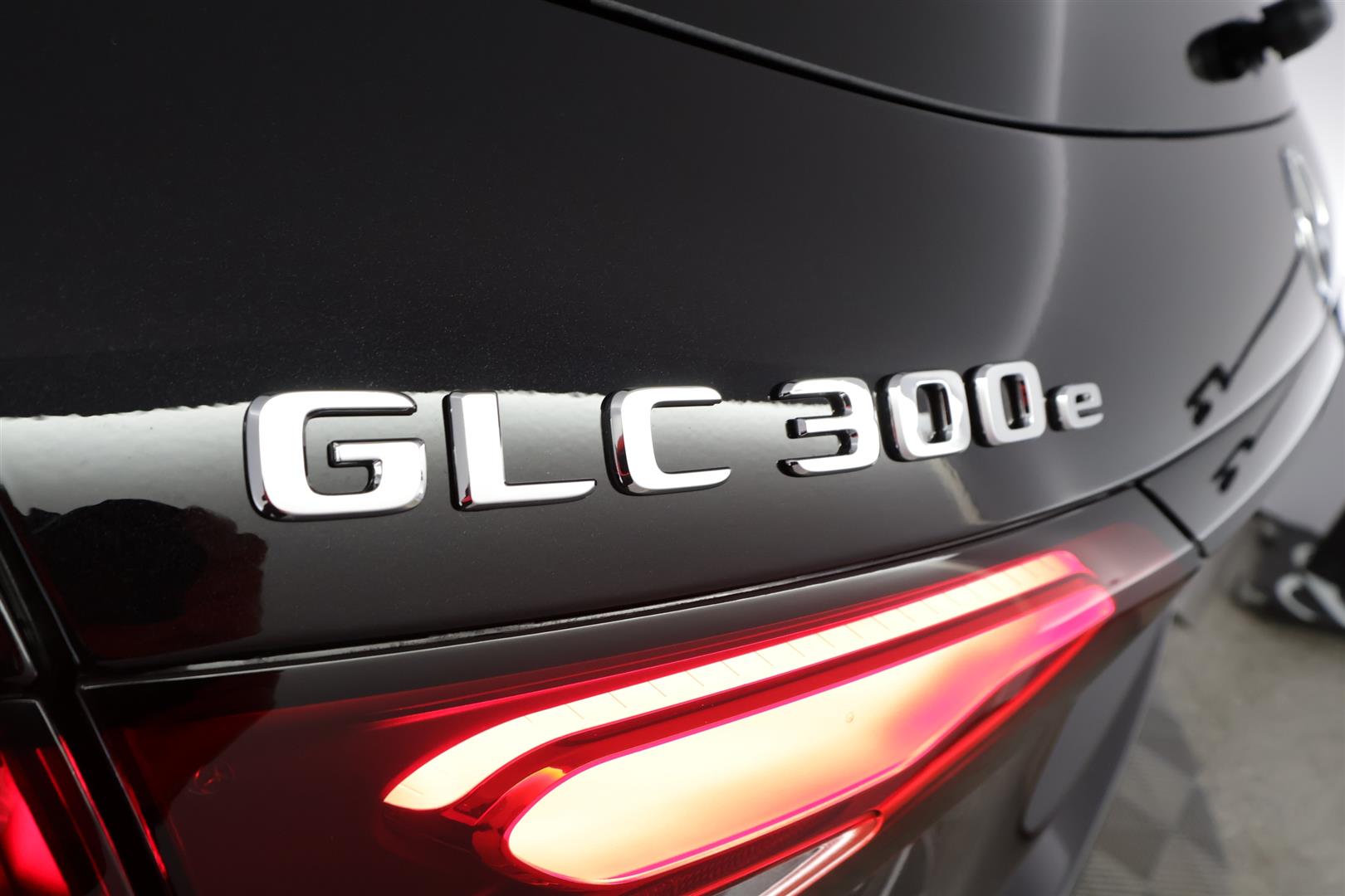 Mercedes-Benz GLC 2025