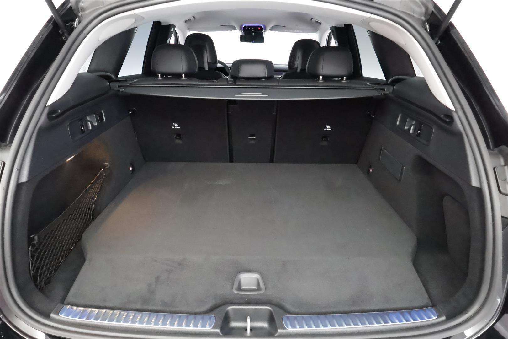 Mercedes-Benz GLC 2025