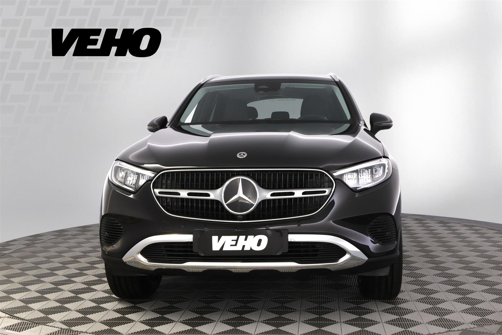 Mercedes-Benz GLC 2025