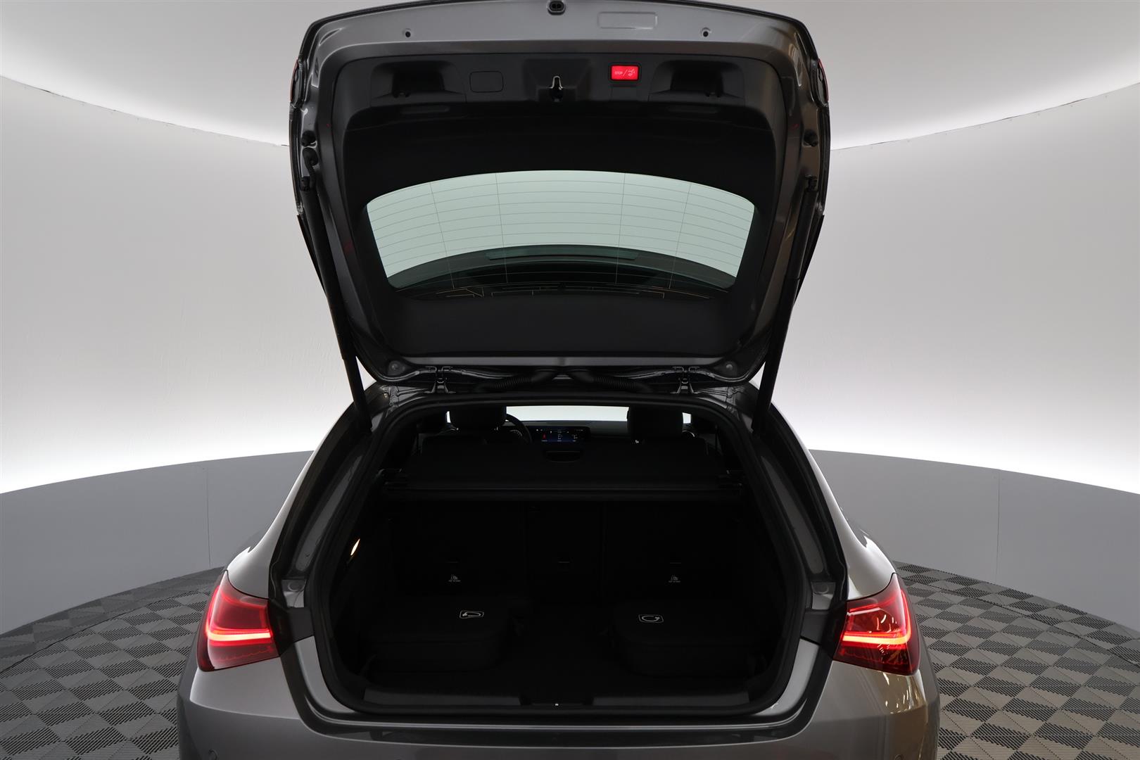 Mercedes-Benz CLA 2025