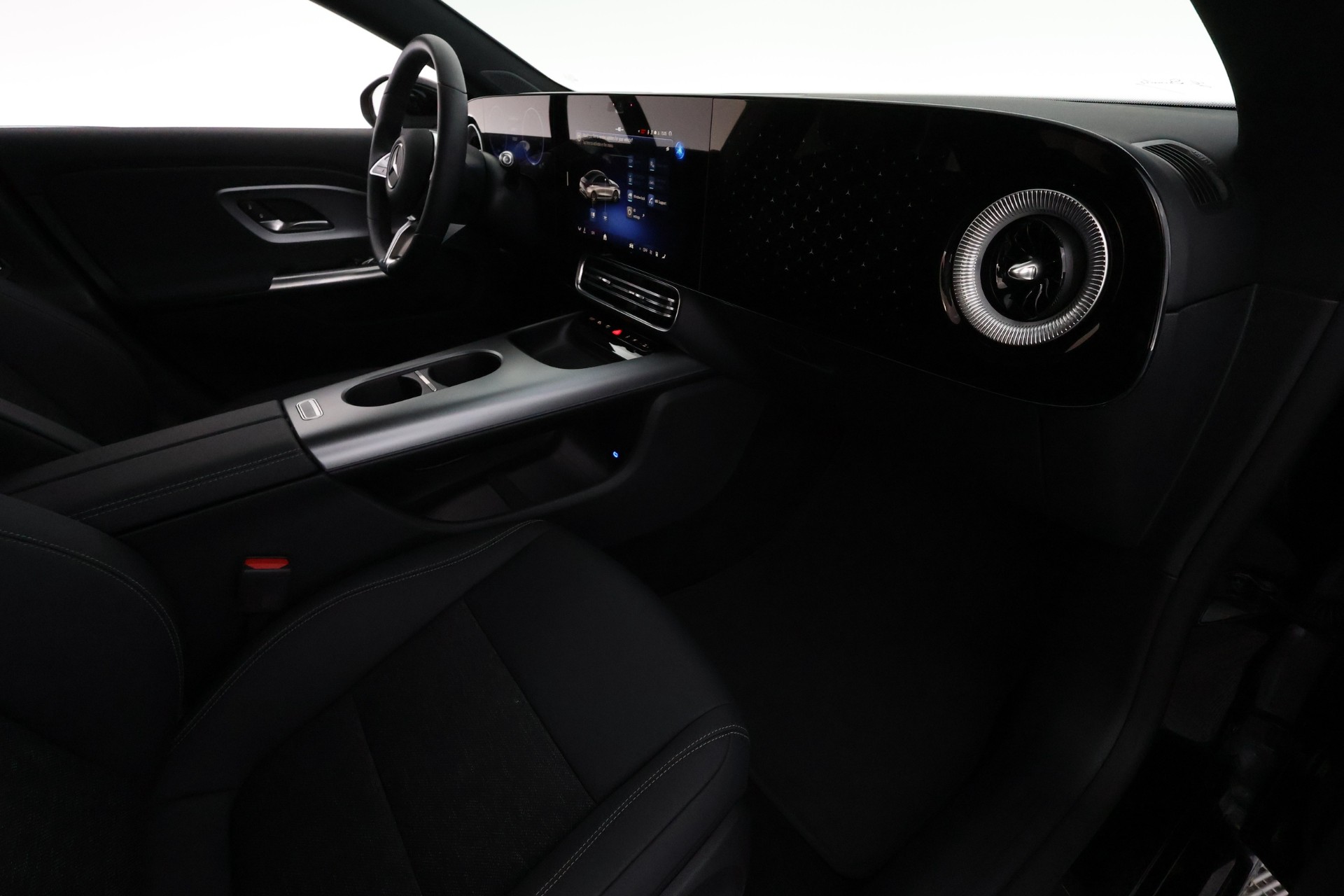 Mercedes-Benz CLA 2025