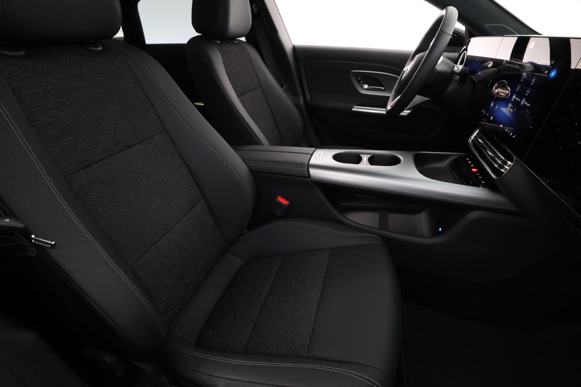 Mercedes-Benz CLA 2025