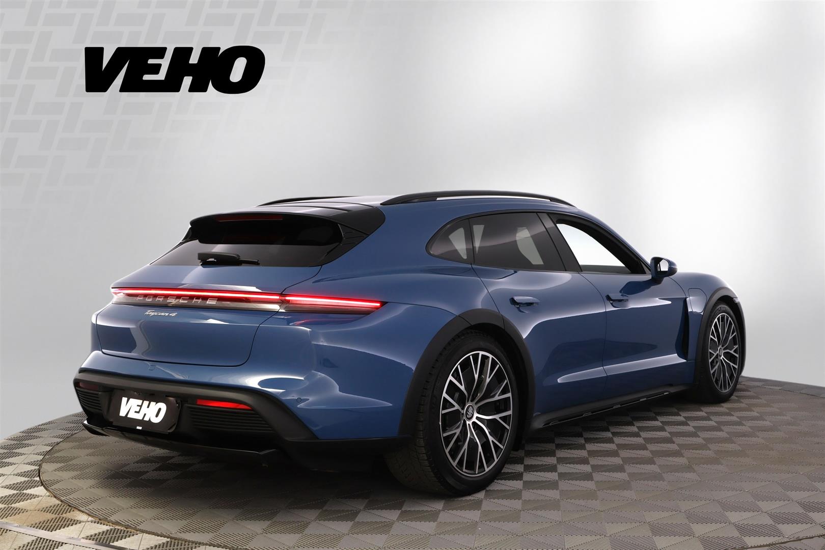 PORSCHE TAYCAN 2022