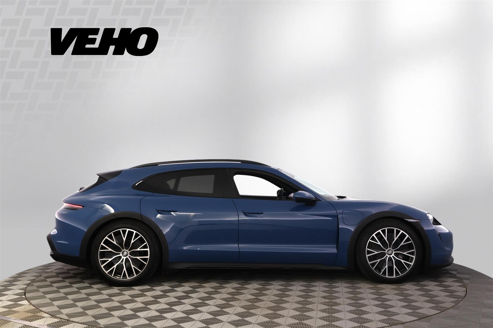 PORSCHE TAYCAN 2022