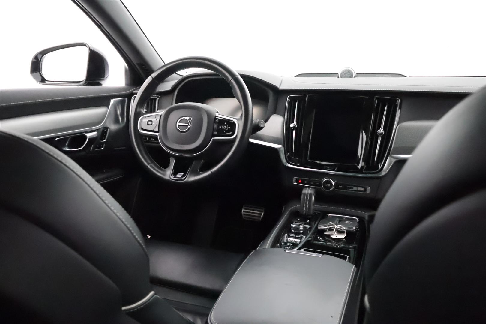 VOLVO V90 2020