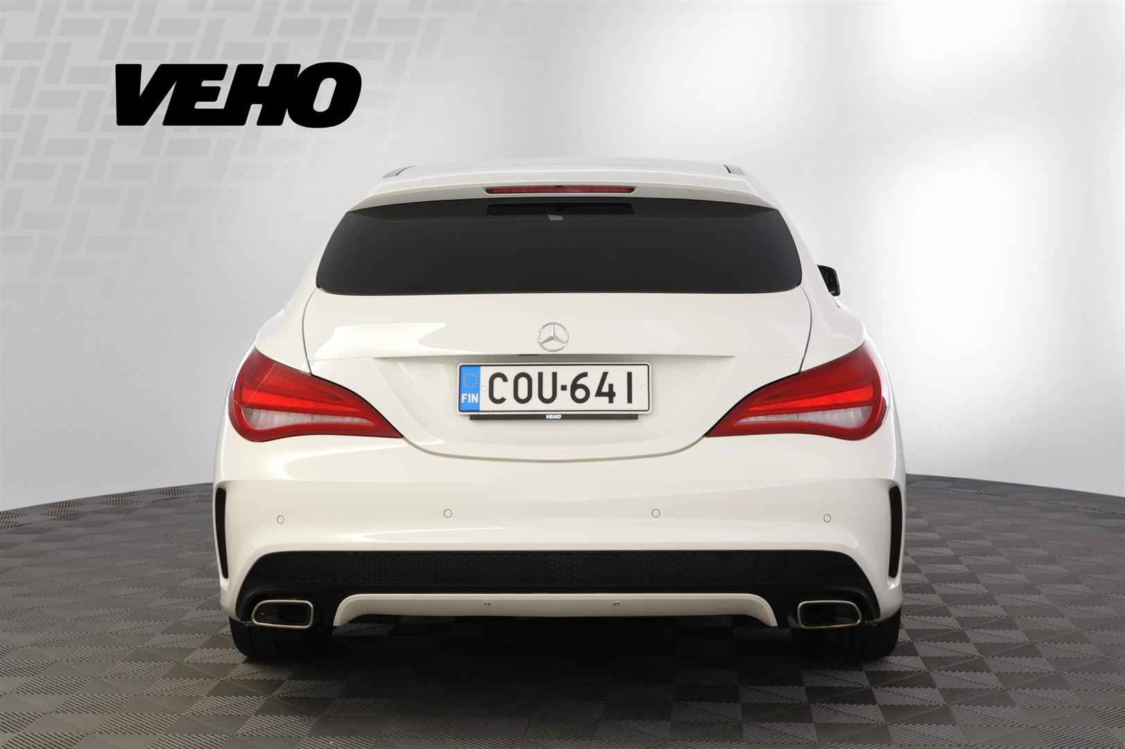 Mercedes-Benz CLA 2015