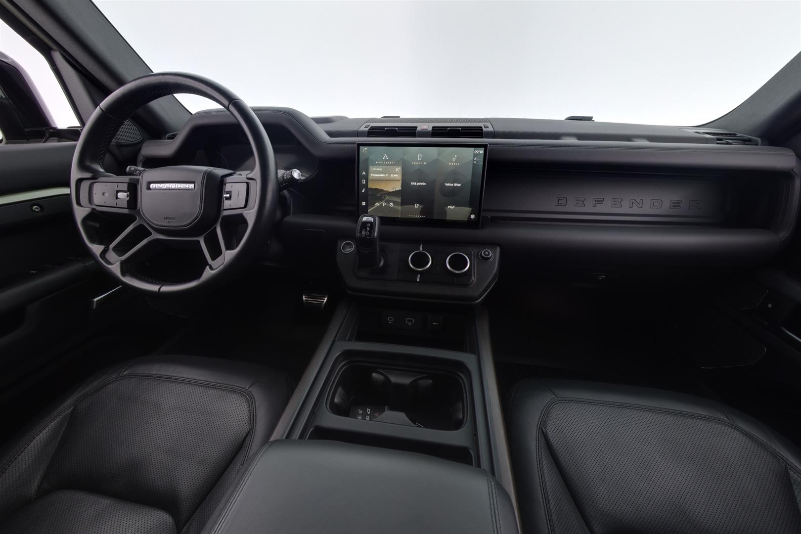 LAND ROVER DEFENDER 2023