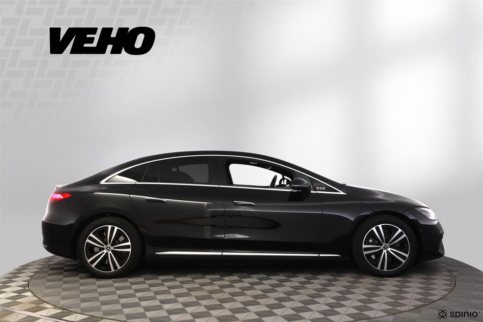 Mercedes-Benz EQE 2023